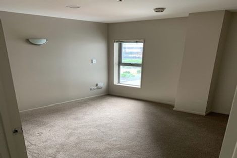 Photo of property in Alpha Apartments, 506/17 Vogel Lane, Auckland Central, Auckland, 1010