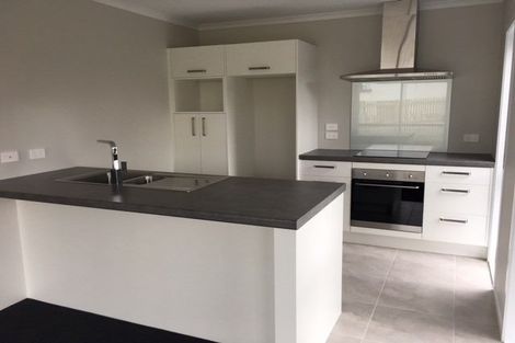 Photo of property in 73 Ridgedale Crescent, Flagstaff, Hamilton, 3210