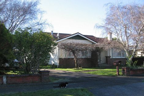 Photo of property in 59 Rangitane Street, Palmerston North, 4414
