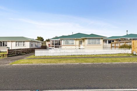Photo of property in 135 Cracroft Street, Waitara, 4320
