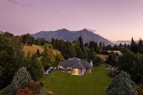 Photo of property in 49 Hunter Road, Speargrass Flat, Queenstown, 9371