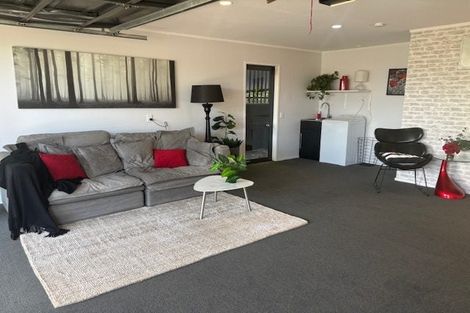 Photo of property in 120a Awaruku Road, Torbay, Auckland, 0630