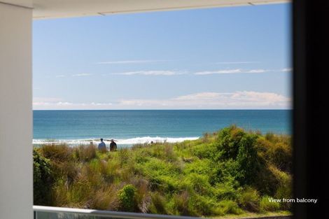 Photo of property in 201/136 Marine Parade, Mount Maunganui, 3116