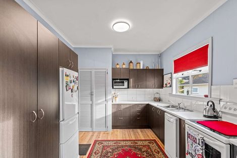 Photo of property in 16 Toi Street, Tawhero, Whanganui, 4501