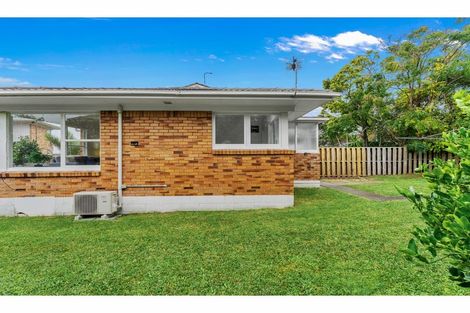 Photo of property in 2/53 Richards Avenue, Forrest Hill, Auckland, 0620