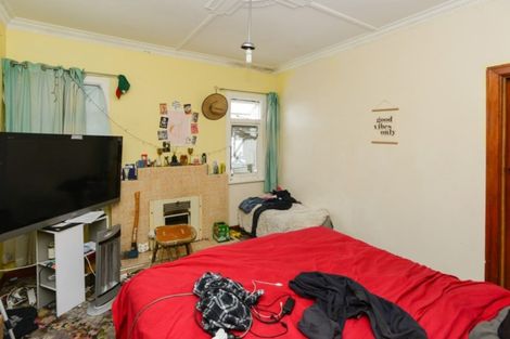 Photo of property in 106 Alexandra Crescent, Hastings, 4122