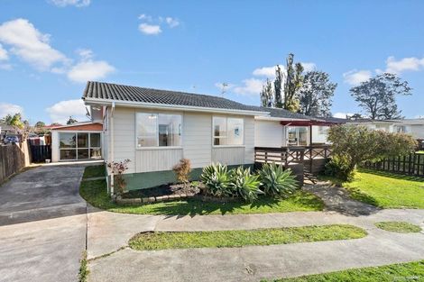 Photo of property in 10 Kereru Place, Half Moon Bay, Auckland, 2012
