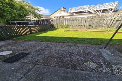 Photo of property in 3/7 Fitzroy Street, Papatoetoe, Auckland, 2104