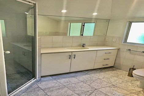 Photo of property in 2/13 Prospect Terrace, Milford, Auckland, 0620