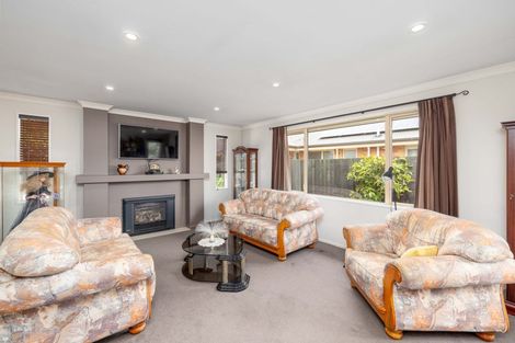 Photo of property in 14 Tawa Place, Parklands, Christchurch, 8083