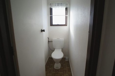 Photo of property in 2/4 Church Street, Onehunga, Auckland, 1061