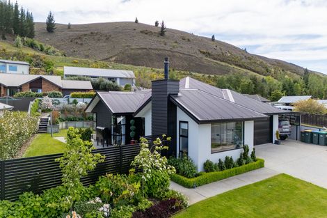 Photo of property in 76 Shields Street, Clyde, 9330