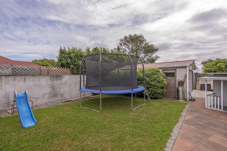 Photo of property in 235 Grimseys Road, Redwood, Christchurch, 8051