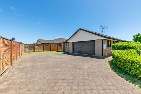 Photo of property in 13 Malta Crescent, Katikati, 3129