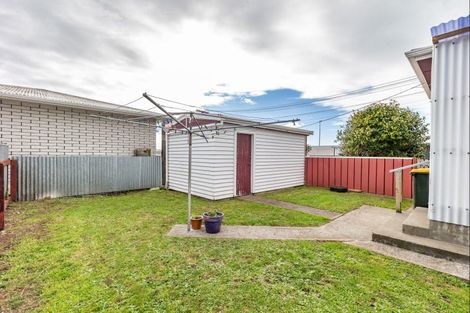 Photo of property in 57 Weraroa Road, Levin, 5510