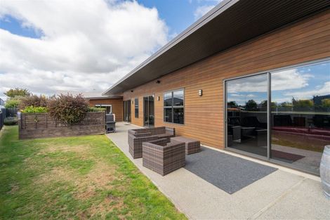 Photo of property in 21 Pop Andrew Drive, Te Anau, 9600