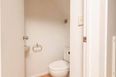 Photo of property in 14/30 John Jennings Drive, Oteha, Auckland, 0632