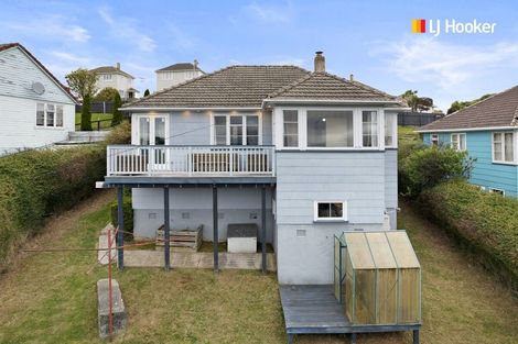 Photo of property in 44 Stenhope Crescent, Corstorphine, Dunedin, 9018