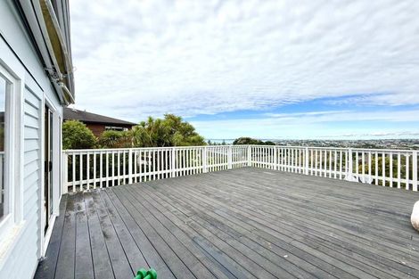 Photo of property in 96 Carlisle Road, Browns Bay, Auckland, 0632