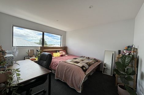 Photo of property in 2/67 Osborne Street, Waltham, Christchurch, 8011