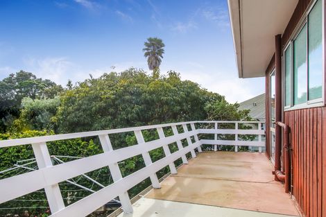 Photo of property in 49 Quadrant Road, Onehunga, Auckland, 1061