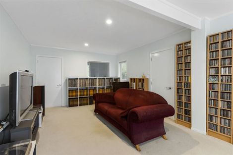 Photo of property in 1/31a Bevyn Street, Castor Bay, Auckland, 0620