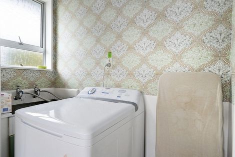 Photo of property in 118 East Street, Feilding, 4702