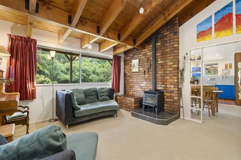 Photo of property in 256 Waingongoro Road, Cardiff, Stratford, 4391