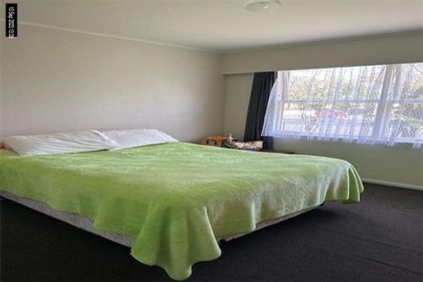 Photo of property in 2 Terence Street, Fairview Downs, Hamilton, 3214