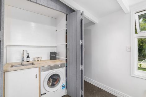 Photo of property in 135 Packe Street, Edgeware, Christchurch, 8013