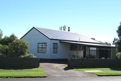 Photo of property in 27 Marendellas Drive, Bucklands Beach, Auckland, 2014