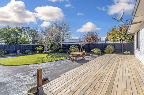 Photo of property in 53 Solomon Avenue, Redwood, Christchurch, 8051