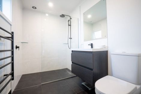 Photo of property in 6 Waimarama Court, Roslyn, Palmerston North, 4414