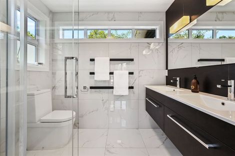 Photo of property in 59 Windermere Road, Papanui, Christchurch, 8053