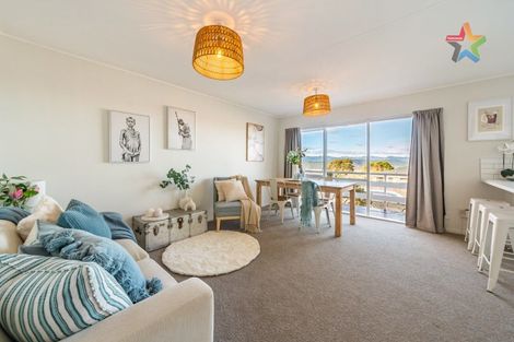 Photo of property in 22b Acacia Avenue, Maungaraki, Lower Hutt, 5010