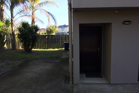 Photo of property in 45 Ponderosa Drive, Oteha, Auckland, 0632