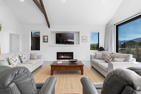 Photo of property in 5 Kerrera Lane, Jacks Point, Queenstown, 9371