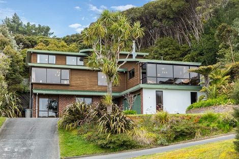 Photo of property in 7 Furneaux Grove, Whitby, Porirua, 5024