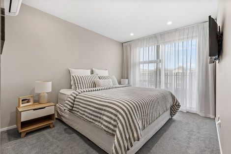 Photo of property in 48 Glidepath Road, Hobsonville, Auckland, 0616