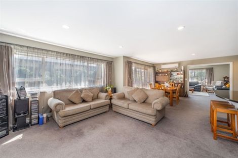 Photo of property in 18 Wiltshire Drive, Huntington, Hamilton, 3210