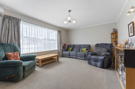 Photo of property in 15 Montgomery Street, Levin, 5510