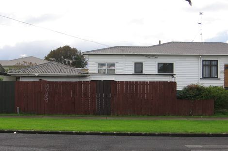 Photo of property in 2/40a York Road, Papatoetoe, Auckland, 2104