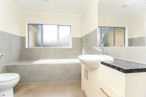 Photo of property in 24c Amy Street, Ellerslie, Auckland, 1051