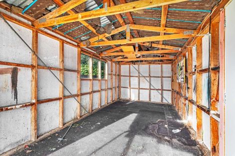 Photo of property in 114 Tremaine Avenue, Westbrook, Palmerston North, 4412