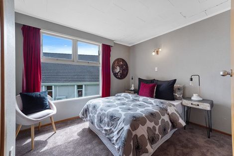 Photo of property in 5 Paynters Avenue, Strandon, New Plymouth, 4312