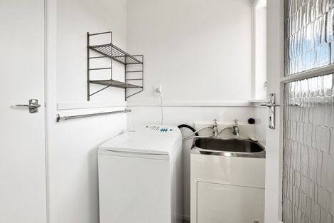 Photo of property in 34 Cecil Street, St Andrews, Hamilton, 3200