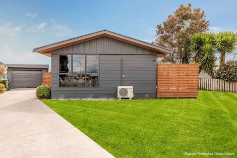 Photo of property in 53 Puriri Crescent, Edgecumbe, 3120
