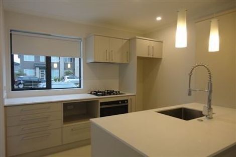 Photo of property in 23 Pencaitland Drive, Flat Bush, Auckland, 2019