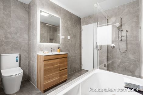 Photo of property in 1a Stottholm Road, Titirangi, Auckland, 0604