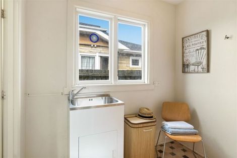 Photo of property in 2 Milton Street, Somerfield, Christchurch, 8024